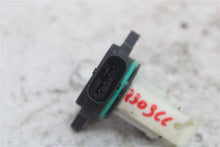 Load image into Gallery viewer, Mass Air Flow Sensor Meter MAF 135i 335i 528i 535i 535i Gt 640I 10-17 - 1303013
