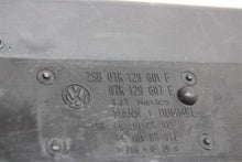 Load image into Gallery viewer, PLASTIC ENGINE COVER Volkswagen Golf Rabbit 2009 09 - 1303102
