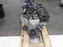 Load image into Gallery viewer, ENGINE MOTOR Santa Fe Sonata Sonata Hybrid Optima Sorento 15-19 2.4L VIN 3/F/B - 1303696
