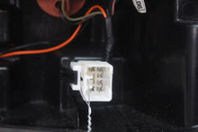 Load image into Gallery viewer, TAIL LIGHT LAMP ASSEMBLY Hyundai Genesis 09 10 11 12 Left - 1304115
