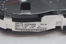 Load image into Gallery viewer, SPEEDOMETER CLUSTER Kia Sorento 2012 12 2013 13 - 1305878
