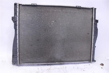Load image into Gallery viewer, RADIATOR BMW 323i 128i 325i 328i 330i 2006 06 2007 07 2008 08 09 10 11 12 Auto - 1305983
