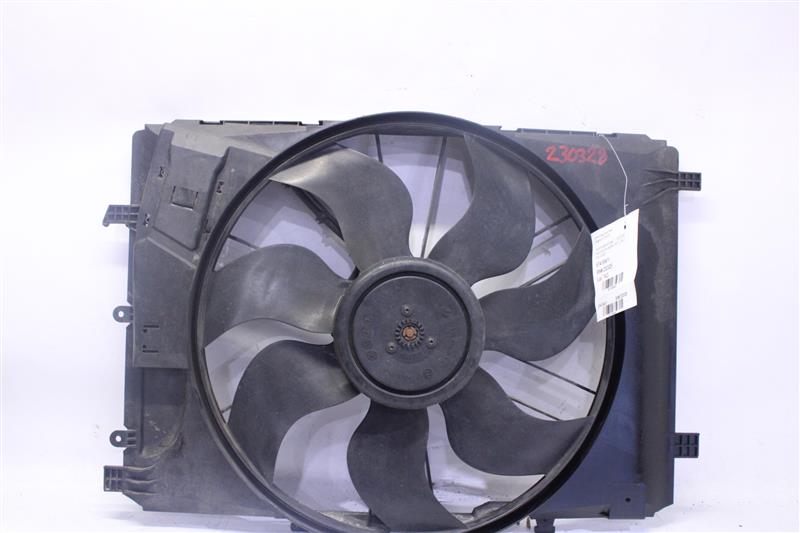 RADIATOR FAN ASSEMBLY Mercedes C350 C250 C300 E350 2008 08 09 10 11 12 13 - 1306683