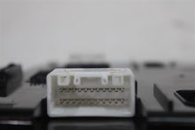 Load image into Gallery viewer, Console Toyota Sienna 2011 11 2012 12 2013 13 - 1307066
