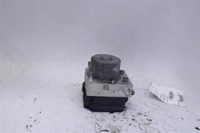 Load image into Gallery viewer, ABS ANTI-LOCK BRAKE PUMP B250 CLA250 CLA45 14 15 16 17 18 19 - 1308190
