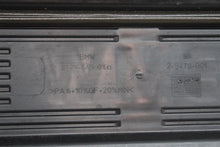 Load image into Gallery viewer, PLASTIC ENGINE COVER BMW X3 2006 06 - 1308798
