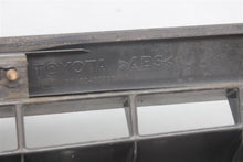 Load image into Gallery viewer, GRILL Sequoia 2001 01 2002 02 03 04 Upper Limited - 1309970
