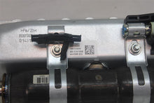 Load image into Gallery viewer, Air Bag 528i 535i 550i Active 5 M5 2011-2016 Right - 1311373
