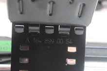 Load image into Gallery viewer, JACK Mercedes-Benz ML350 ML450 ML550 ML63 2014 14 - 1313284
