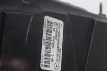Load image into Gallery viewer, OUTER TAIL LIGHT LAMP ML350 ML450 ML550 ML63 12 13 Right - 1313287
