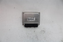 Load image into Gallery viewer, ECU ECM COMPUTER Audi A4 A6 Passat 1997 98 99 00 01 02 - 1315498

