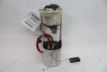 Load image into Gallery viewer, FUEL PUMP Audi Q5 2009 09 2010 10 2011 11 2012 12 - 1315571
