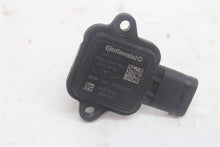 Load image into Gallery viewer, Mass Air Flow Sensor Meter MAF 135i 335i 528i 535i 535i Gt 640I 10-17 - 1316261
