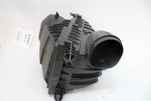 Load image into Gallery viewer, AIR CLEANER BOX Discovery Range Rover Range Rover Sport 15-19 Right - 1316513
