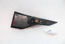 Load image into Gallery viewer, TAIL LIGHT LAMP ASSEMBLY Discovery 17 18 19 LOWER Left - 1316570
