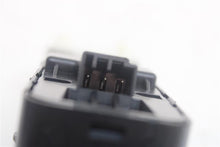Load image into Gallery viewer, FRONT DOOR WINDOW SWITCH Discovery Velar 17 18 19 Left - 1316610
