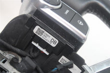 Load image into Gallery viewer, STEERING WHEEL Land Rover Discovery 2017 17 - 1316614
