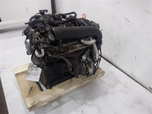 Load image into Gallery viewer, ENGINE MOTOR A3 RS3 Beetle CC Golf Golf GTI Jetta Tiguan 12 13 14 2.0L - 1317116
