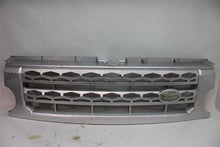 Load image into Gallery viewer, GRILLE Land Rover LR3 2005 05 2006 06 2007 07 2008 08 2009 09 Upper - 1317420
