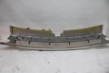 Load image into Gallery viewer, GRILLE Land Rover LR3 2005 05 2006 06 2007 07 2008 08 2009 09 Upper - 1317420
