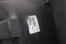 Load image into Gallery viewer, TAIL LIGHT LAMP ASSEMBLY Land Rover LR3 05 06 07 08 09 Right - 1317453
