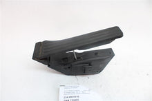 Load image into Gallery viewer, ELECTRONIC PEDAL ASSEMBLY Mercedes-Benz C300 C350 2016 16 - 1317840
