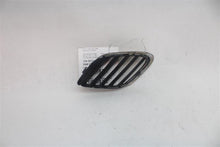Load image into Gallery viewer, GRILLE Saab 9-3 2003 03 04 05 06 07 Upper End Left - 1317968
