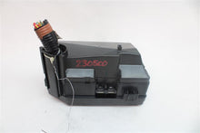 Load image into Gallery viewer, FUSE BOX Honda Pilot 2016 16 2017 17 2018 18 - 1319034
