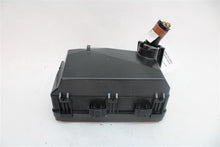 Load image into Gallery viewer, FUSE BOX Honda Pilot 2016 16 2017 17 2018 18 - 1319034
