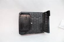 Load image into Gallery viewer, FUSE BOX Beetle Golf Golf Cabriolet Golf GTI Jetta R32 Rabbit 00-14 - 1319560
