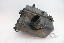 Load image into Gallery viewer, AIR CLEANER BOX RX350 Highlander Sienna 07 08 09 10 11 12 13 - 1319712

