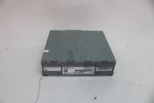 Load image into Gallery viewer, RADIO RECEIVER A5 A6 S6 Touareg 10 11 12 13 14 15 16 17 - 1321042
