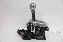 Load image into Gallery viewer, Floor Shifter Nissan Versa 2019 19 - 1321149
