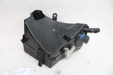 Load image into Gallery viewer, FUSE BOX Subaru Forester 2014 14 2015 15 - 1321755
