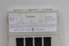 Load image into Gallery viewer, FUSE BOX BMW X5 X6 X6M 14 15 16 17 18 19 - 1321860
