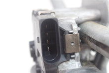 Load image into Gallery viewer, WINDSHIELD WIPER MOTOR Mercedes-Benz GLK350 10 11 12 13 14 15 - 1322507
