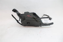 Load image into Gallery viewer, FUSE BOX Toyota Highlander 2008 08 2009 09 2010 10 - 1323256
