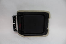 Load image into Gallery viewer, CONSOLE LID Infiniti QX60 2014 14 - 1324259
