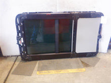 Load image into Gallery viewer, SUNROOF ASSEMBLY BMW X5 X5M 07 08 09 10 11 12 13 - 1324411

