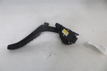Load image into Gallery viewer, ELECTRONIC PEDAL ASSEMBLY Porsche Cayenne 2014 14 - 1325569
