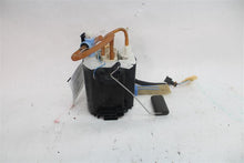 Load image into Gallery viewer, FUEL PUMP Land Rover Evoque 12 13 14 15 16 17 - 1325588
