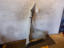 Load image into Gallery viewer, FRONT FENDER CLS500 CLS55 CLS550 CLS63 06 07 08 09 10 11 Left - 1326697
