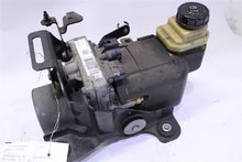 Load image into Gallery viewer, POWER STEERING PUMP Nissan Pathfinder 2016 16 - 1328520
