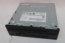 Load image into Gallery viewer, RADIO Volkswagen Atlas Golf Golf GTI Jetta Tiguan 18 19 20 - 1330307
