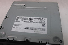 Load image into Gallery viewer, RADIO Volkswagen Atlas Golf Golf GTI Jetta Tiguan 18 19 20 - 1330307
