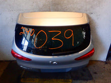 Load image into Gallery viewer, TRUNK LID Hyundai Tucson 2016 16 2017 17 2018 18 - 1330475
