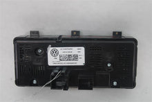 Load image into Gallery viewer, REAR TEMPERATURE CONTROLS Volkswagen Atlas 18 19 20 21 22 - 1331162
