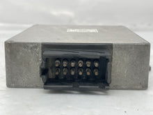 Load image into Gallery viewer, Radio  MERCEDES 300E 1991 - NW7503
