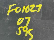 Load image into Gallery viewer, CD CHANGER Saab 9-3 9-5 99 00 01 02 03 04 05 - NW139609
