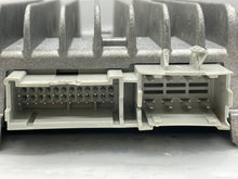 Load image into Gallery viewer, Radio  SAAB 9-3 2007 - NW139567

